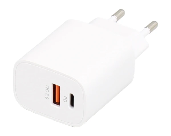 E-GREEN Superbrzi strujni punjač sa USB3.0 i USB 3.1 tipC ulazom 5V3A 20W 