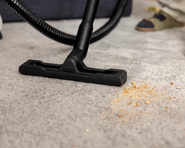 KARCHER SE 4 Usisivač za suvo i mokro usisavanje (1.081-150.0) 