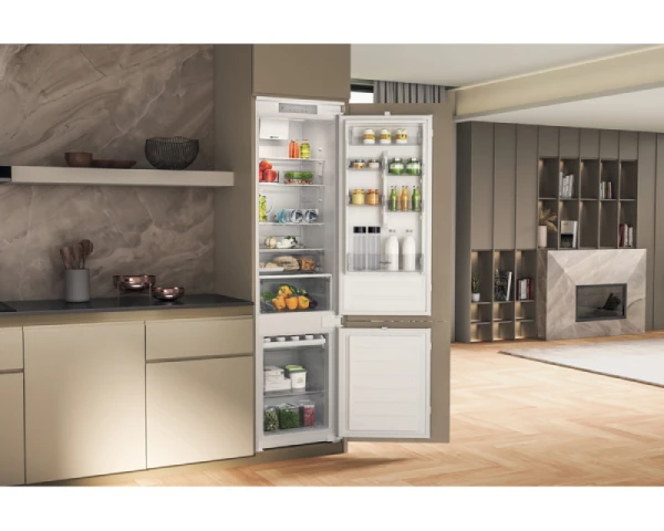 WHIRLPOOL WNBB20SC22R ugradni frižider 